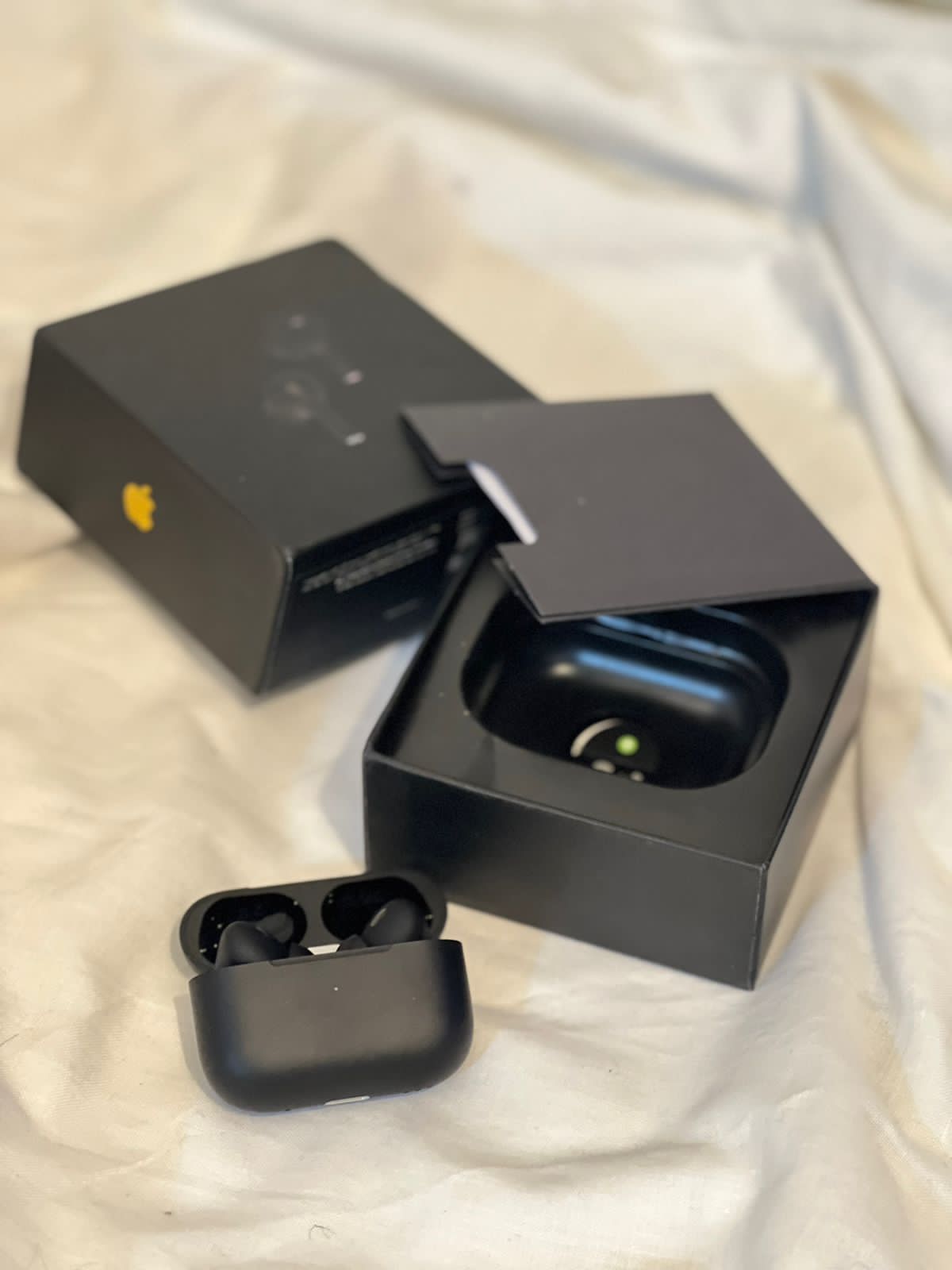 Air Pods Pro ( Maid In Usa )